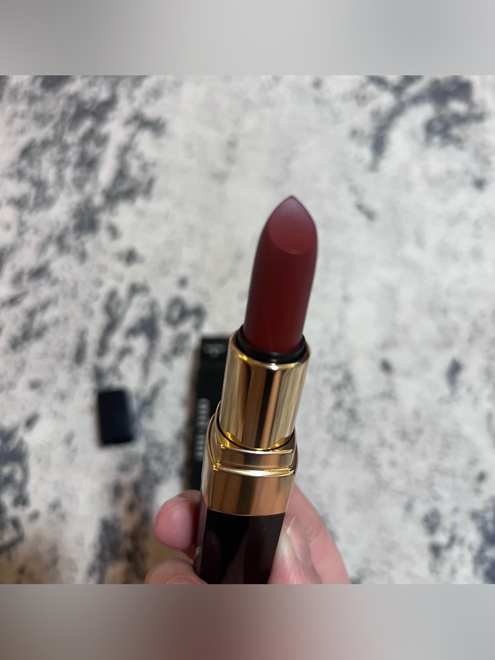 Bobbi Brown Lip color Burnt Red 9 discontinued - Picture 9 of 11